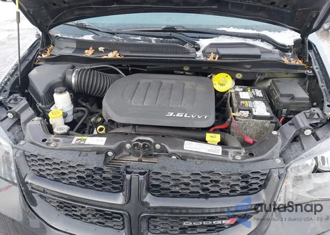 2018 Dodge Grand Caravan Gt from USA, damaged, VIN 2C4RDGEG9JR243162